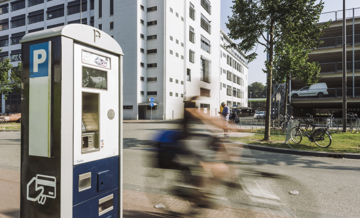 PCH Strijp S straatparkeren.jpg